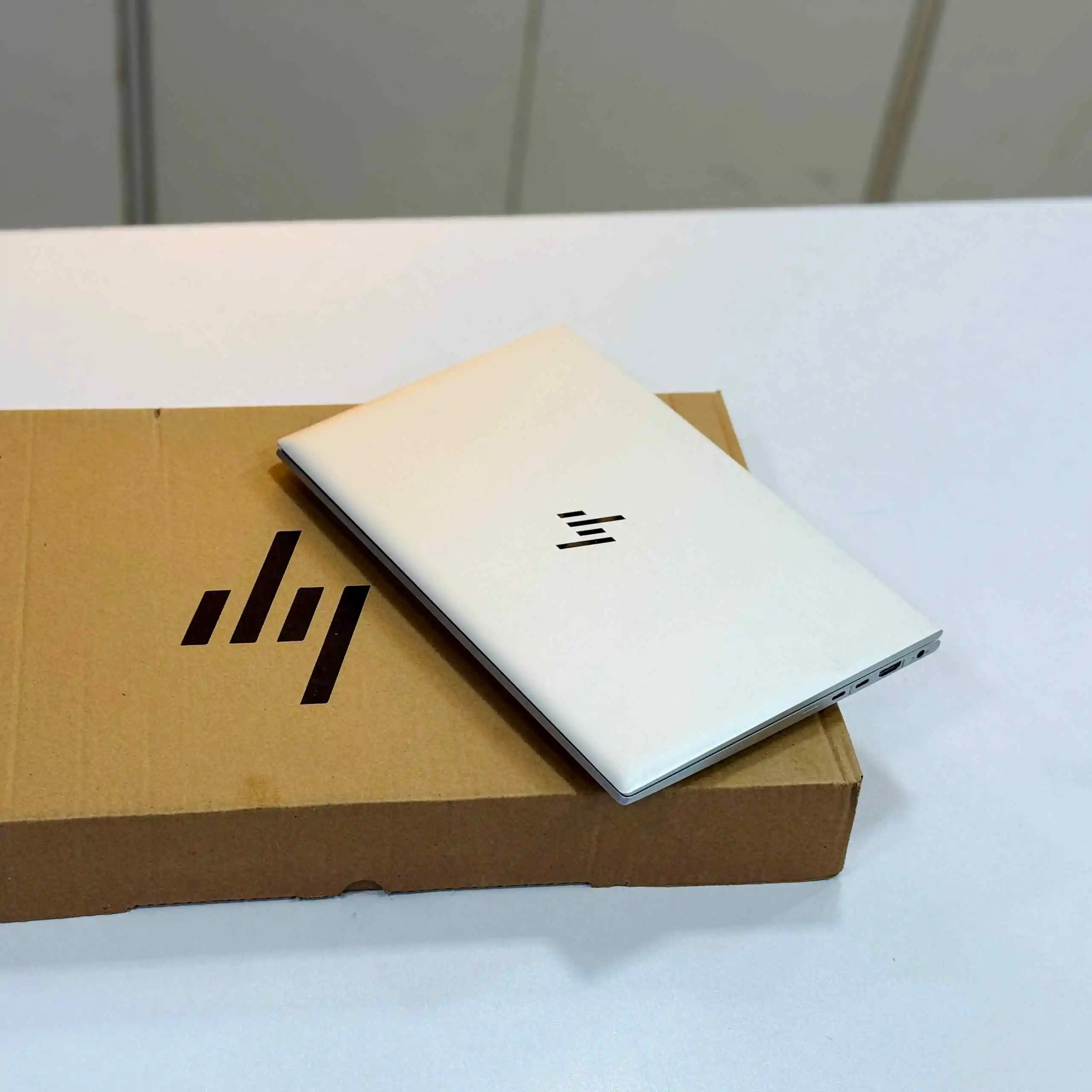 HP EliteBook 845 G7 Ryzen 5 Pro 4650U 8GB RAM SSD 256GB LAPTOP